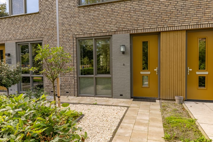 Tussenwoning te koop: Satellietenlaan 25D, Hoogeveen