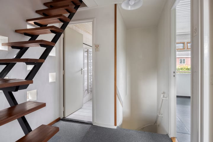 Twee-onder-één-kap te koop: hogelandstraat 13, Oldenzaal