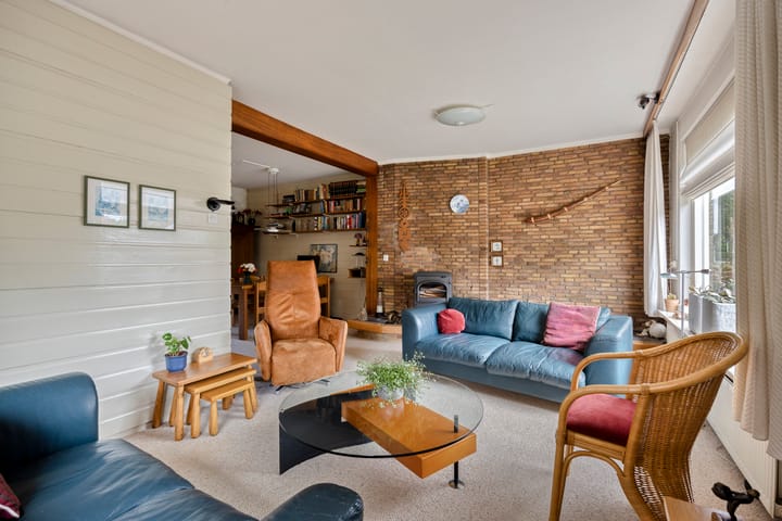 Twee-onder-één-kap te koop: hogelandstraat 13, Oldenzaal