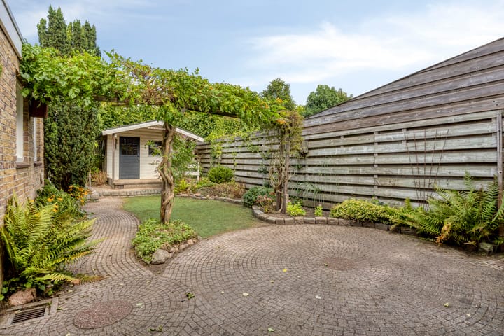 Twee-onder-één-kap te koop: hogelandstraat 13, Oldenzaal