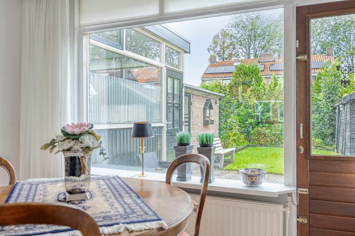 Twee-onder-één-kap te koop: Talmastraat 90, Veendam