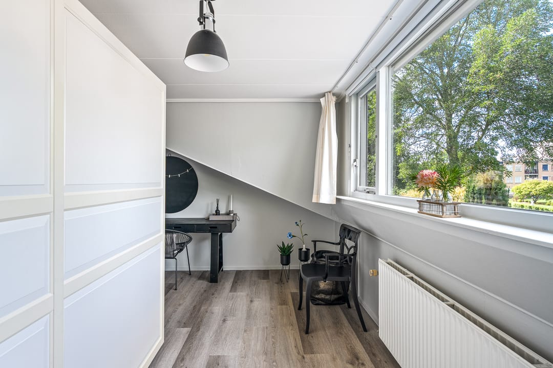 Photo 52 of Lammerts van Buerenstraat 2