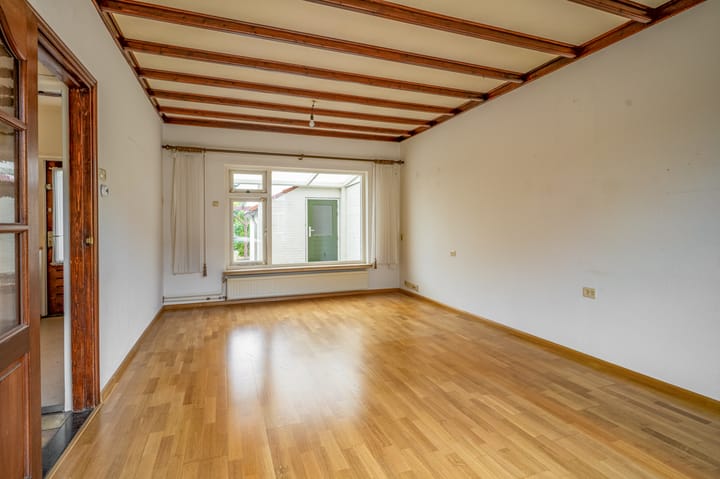 Hoekwoning te koop: Mezenstraat 16, Geleen