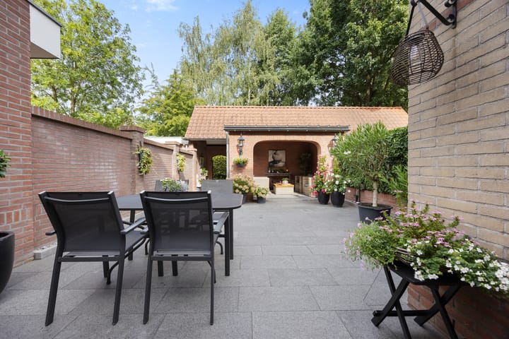 Tussenwoning te koop: De Hoge Akker 44, Barneveld