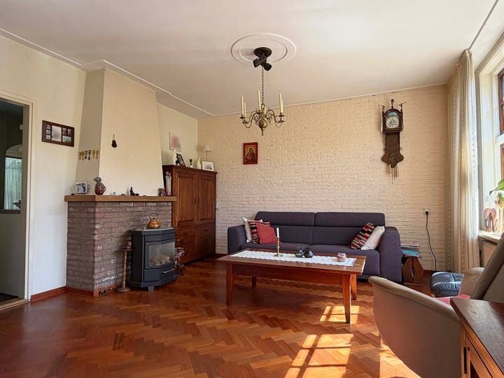 Twee-onder-één-kap te koop: Burg van der Lelysingel 25, Coevorden