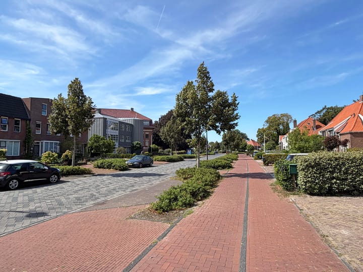Twee-onder-één-kap te koop: Burg van der Lelysingel 25, Coevorden