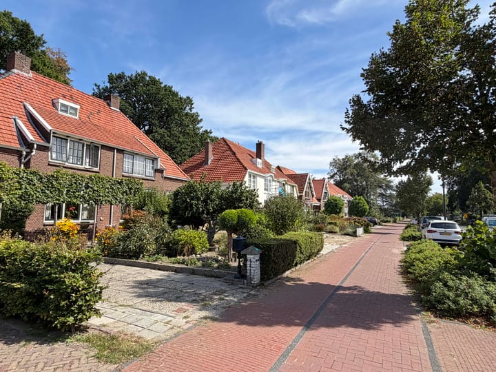 Twee-onder-één-kap te koop: Burg van der Lelysingel 25, Coevorden
