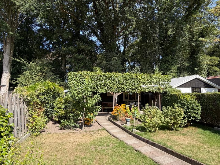 Twee-onder-één-kap te koop: Burg van der Lelysingel 25, Coevorden