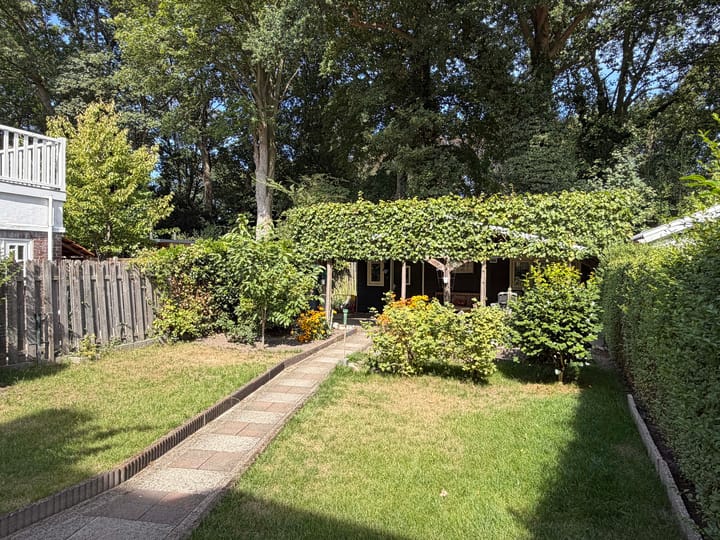 Twee-onder-één-kap te koop: Burg van der Lelysingel 25, Coevorden