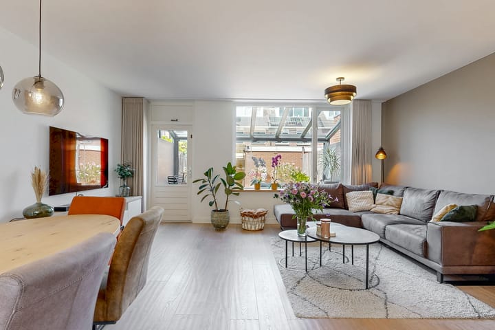 Tussenwoning te koop: Haya van Somerenstraat 44, Kudelstaart