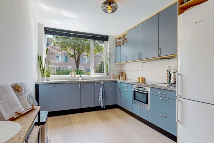 Tussenwoning te koop: Haya van Somerenstraat 44, Kudelstaart
