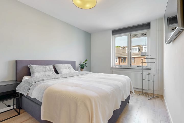 Tussenwoning te koop: Haya van Somerenstraat 44, Kudelstaart