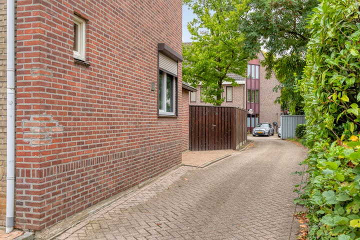 Twee-onder-één-kap te koop: Kerkstraat 4, Grubbenvorst