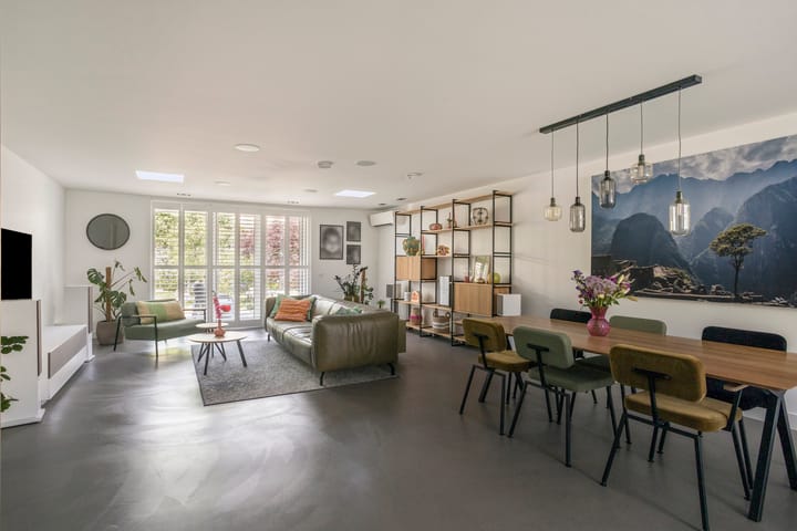 Tussenwoning te koop: Ambachtsweg 46, Heiloo