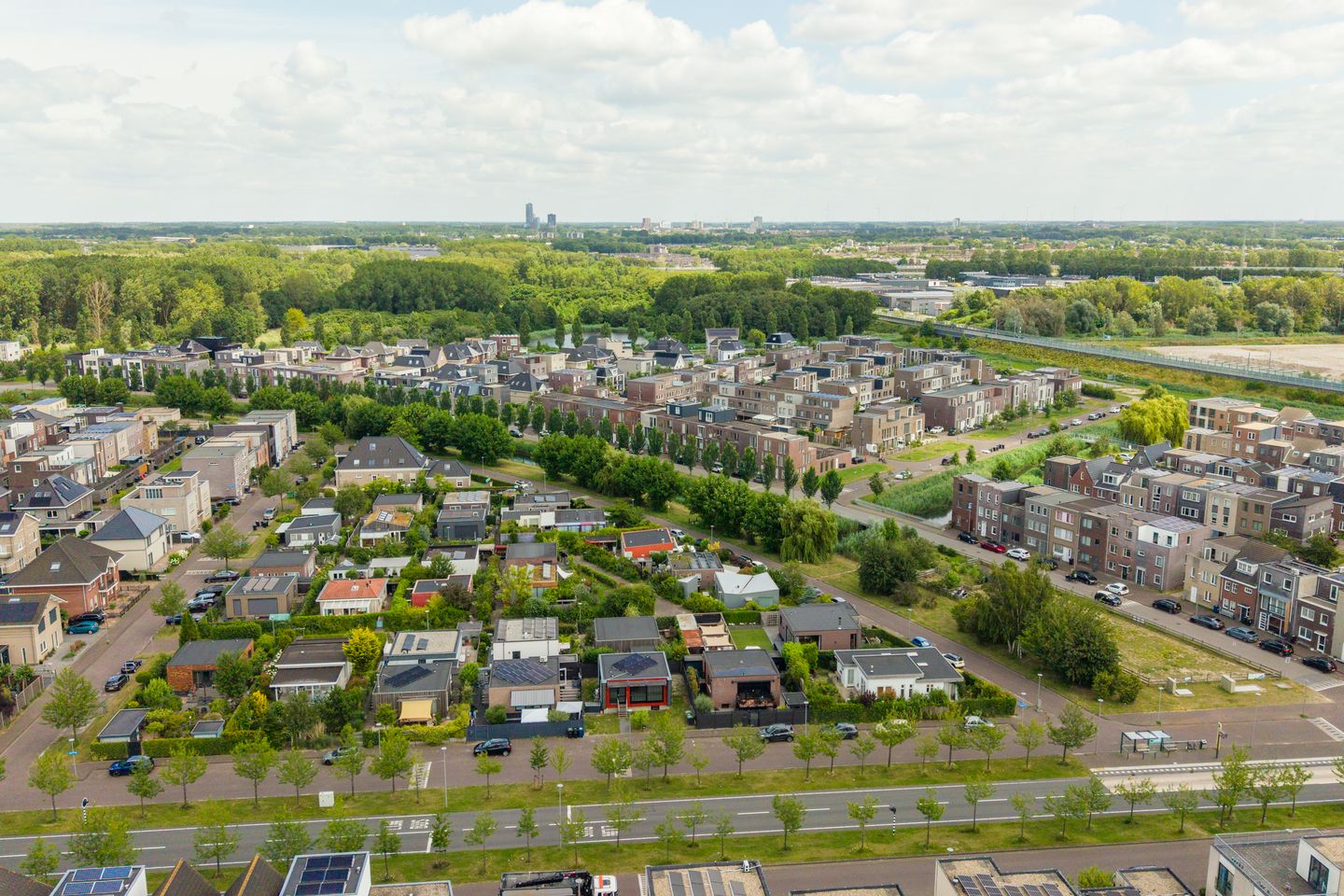 Photo 64 of Minervasingel 30