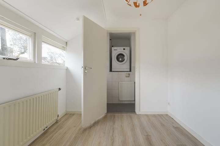 Tussenwoning te huur: Jan Scharpstraat 26, Tilburg