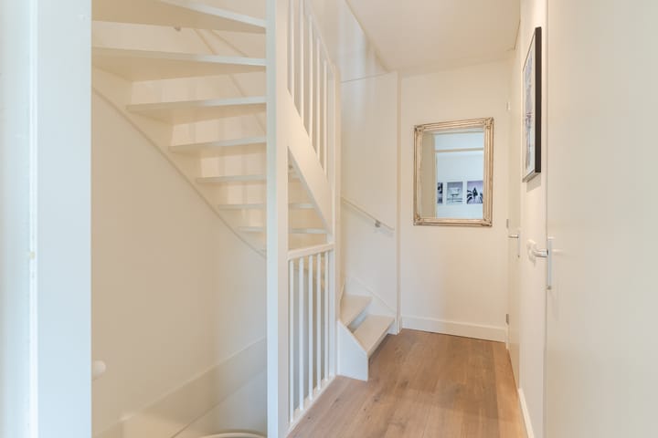 Tussenwoning te koop: Bloemweg 75, Amersfoort