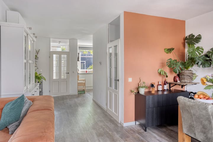 Tussenwoning te koop: Röntgendreef 35, Maassluis