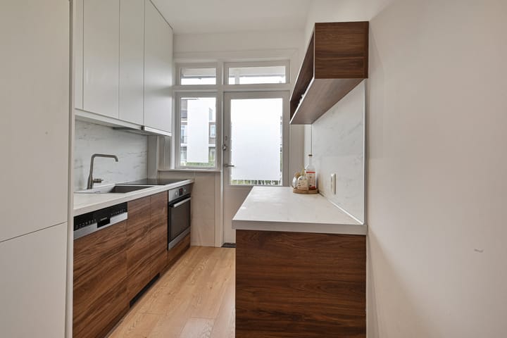 Appartement te koop: Usselincxstraat 93, 'S-Gravenhage