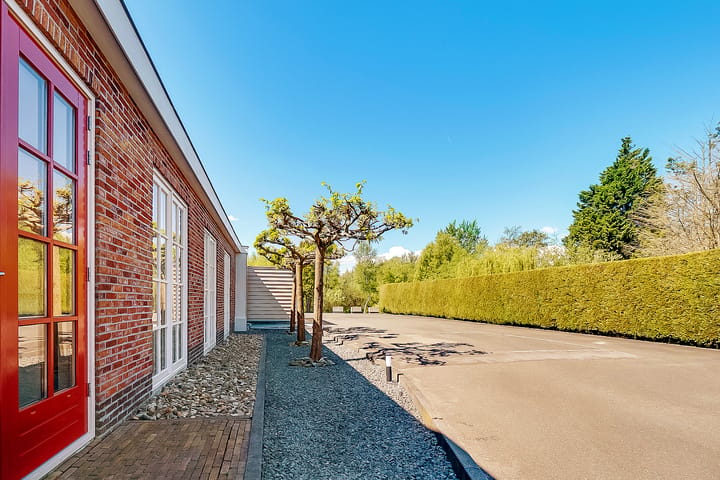 Foto 4 van Den Ilp 125