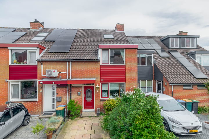 Tussenwoning te koop: Anjelier 36, Krimpen Aan Den Ijssel