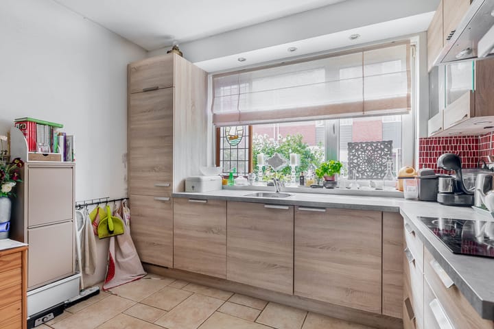 Tussenwoning te koop: Anjelier 36, Krimpen Aan Den Ijssel