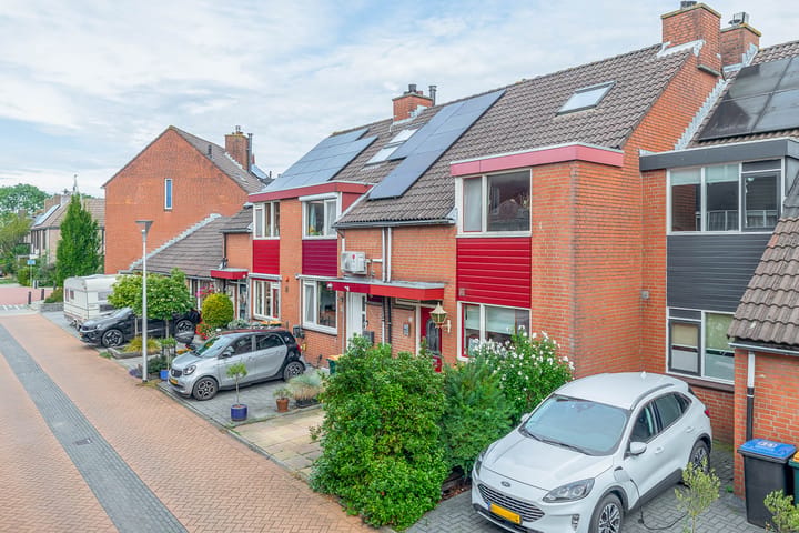 Tussenwoning te koop: Anjelier 36, Krimpen Aan Den Ijssel