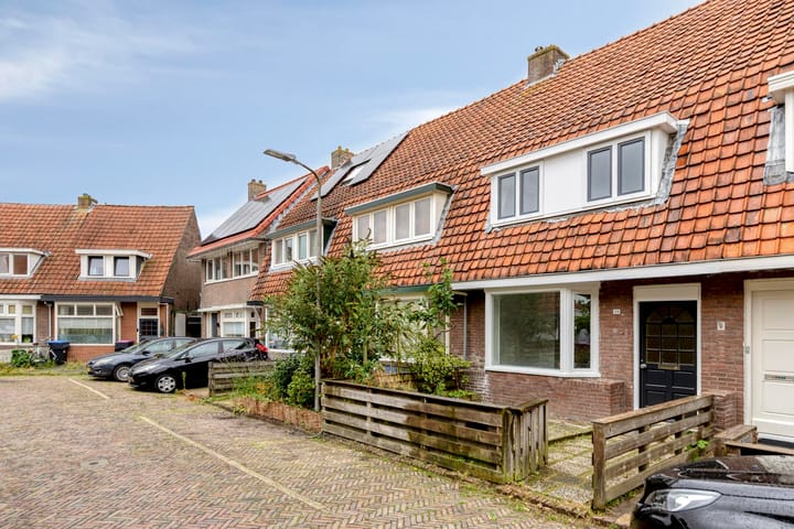 Photo 2 of Vermeerstraat 33