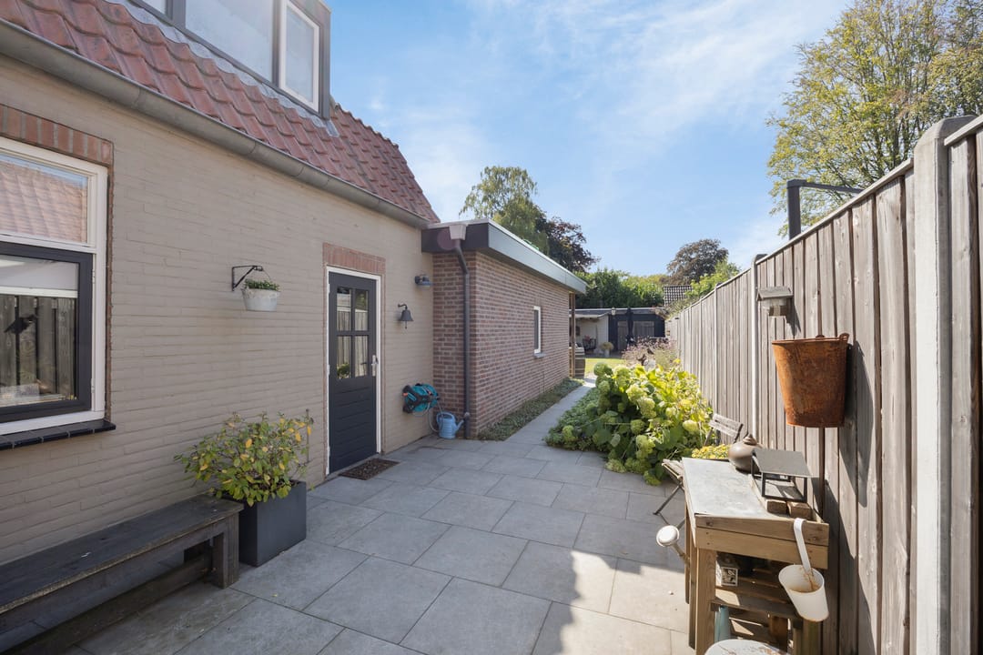 Photo 38 of Bunderstraat 13