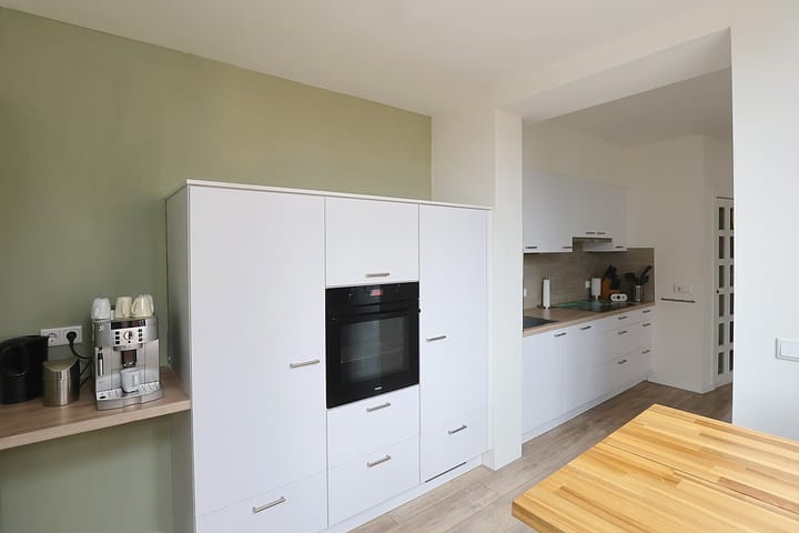 Tussenwoning te koop: Otto van Taverenstraat 4, Enschede