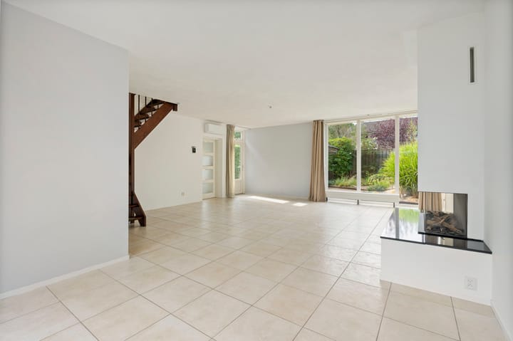 Tussenwoning te koop: La Fontainestraat 29, Venlo
