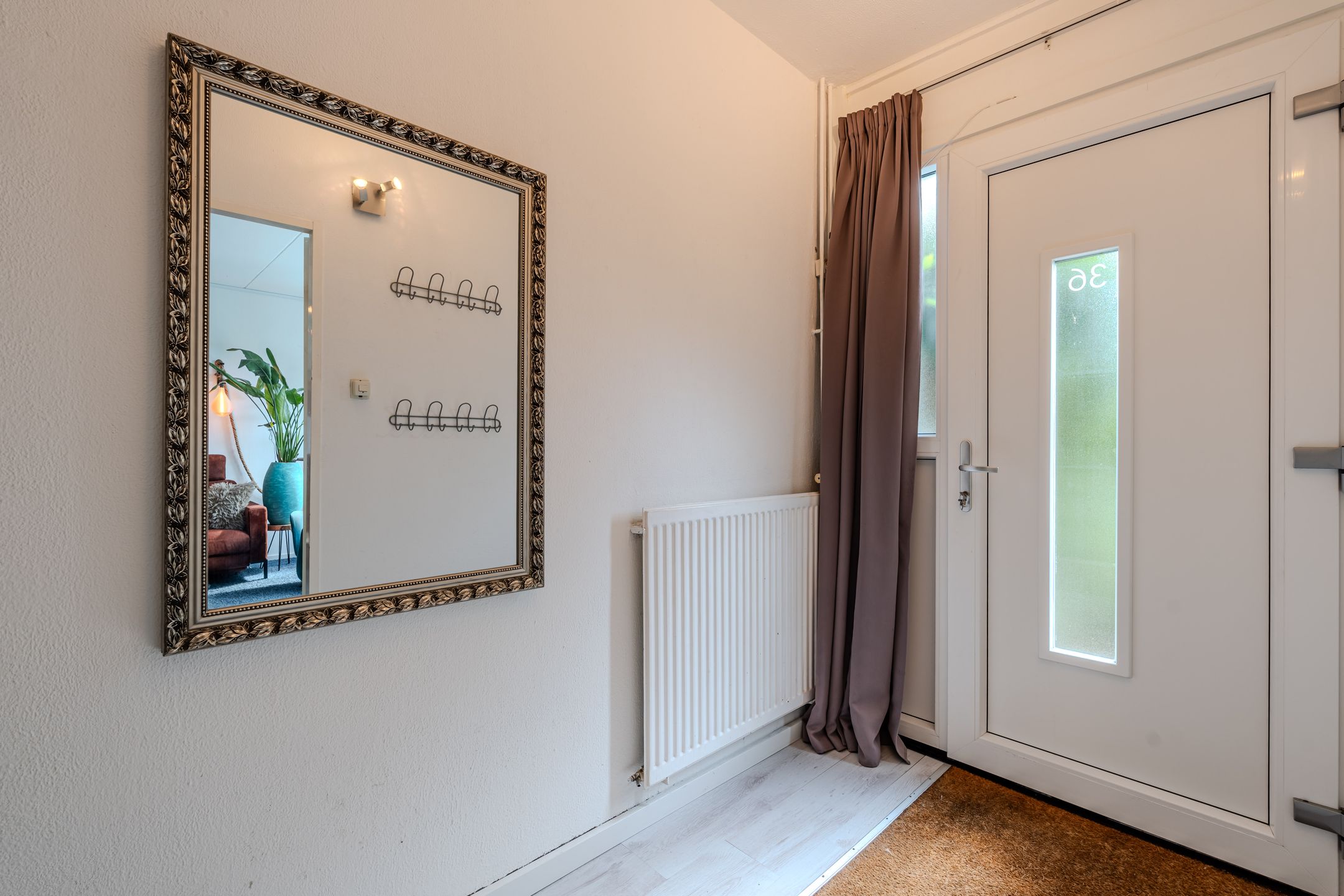 Photo 9 of Standerstraat 36