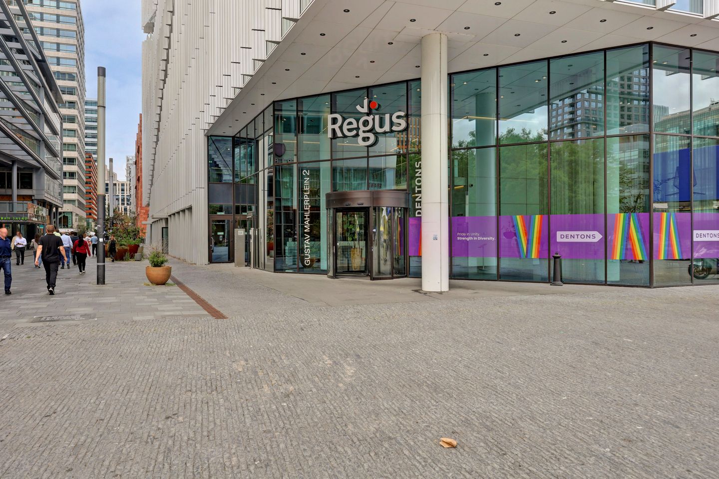 View photo 3 of Gustav Mahlerplein 2