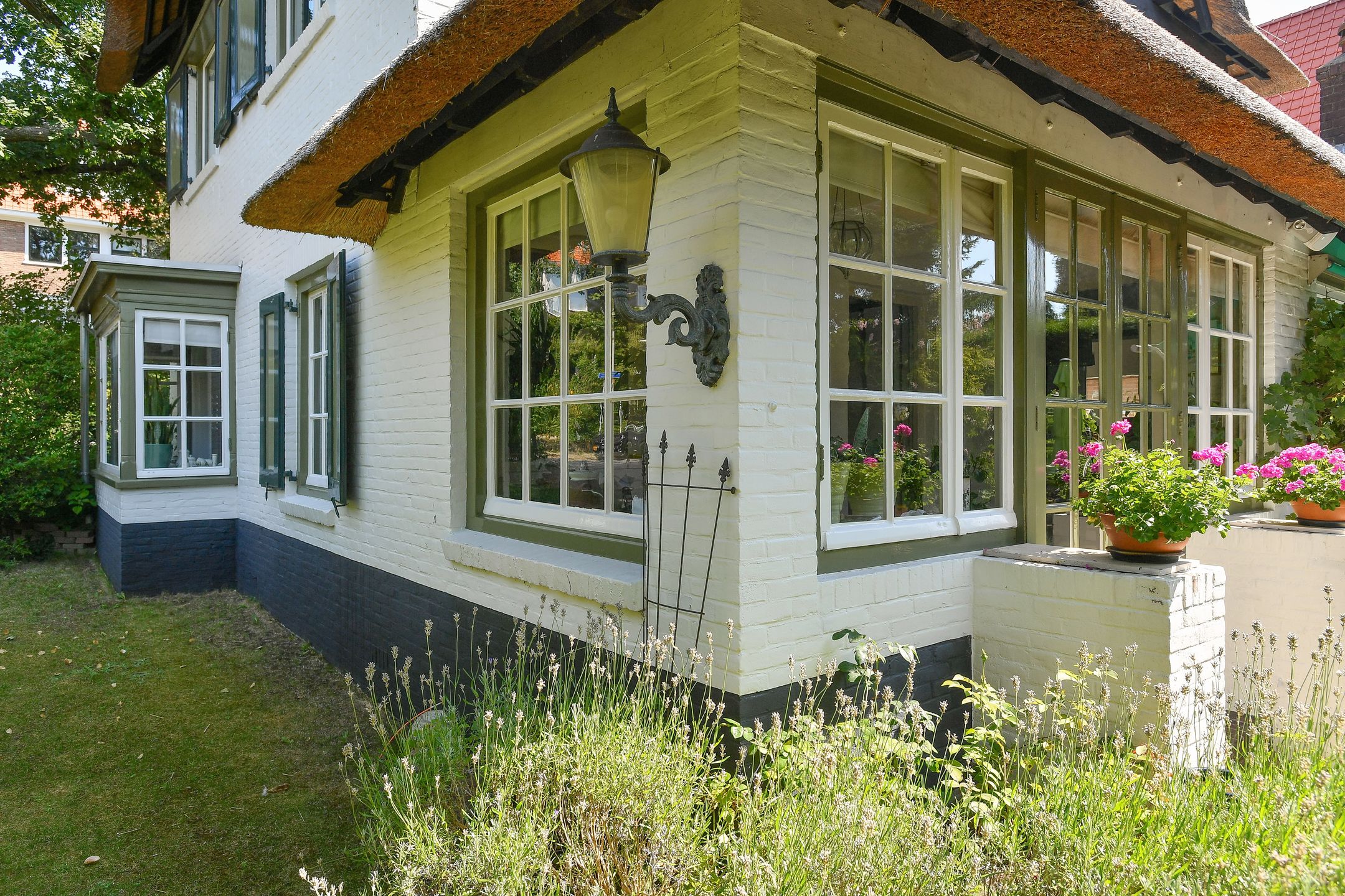 Photo 42 of Van Ruisdaelstraat 35