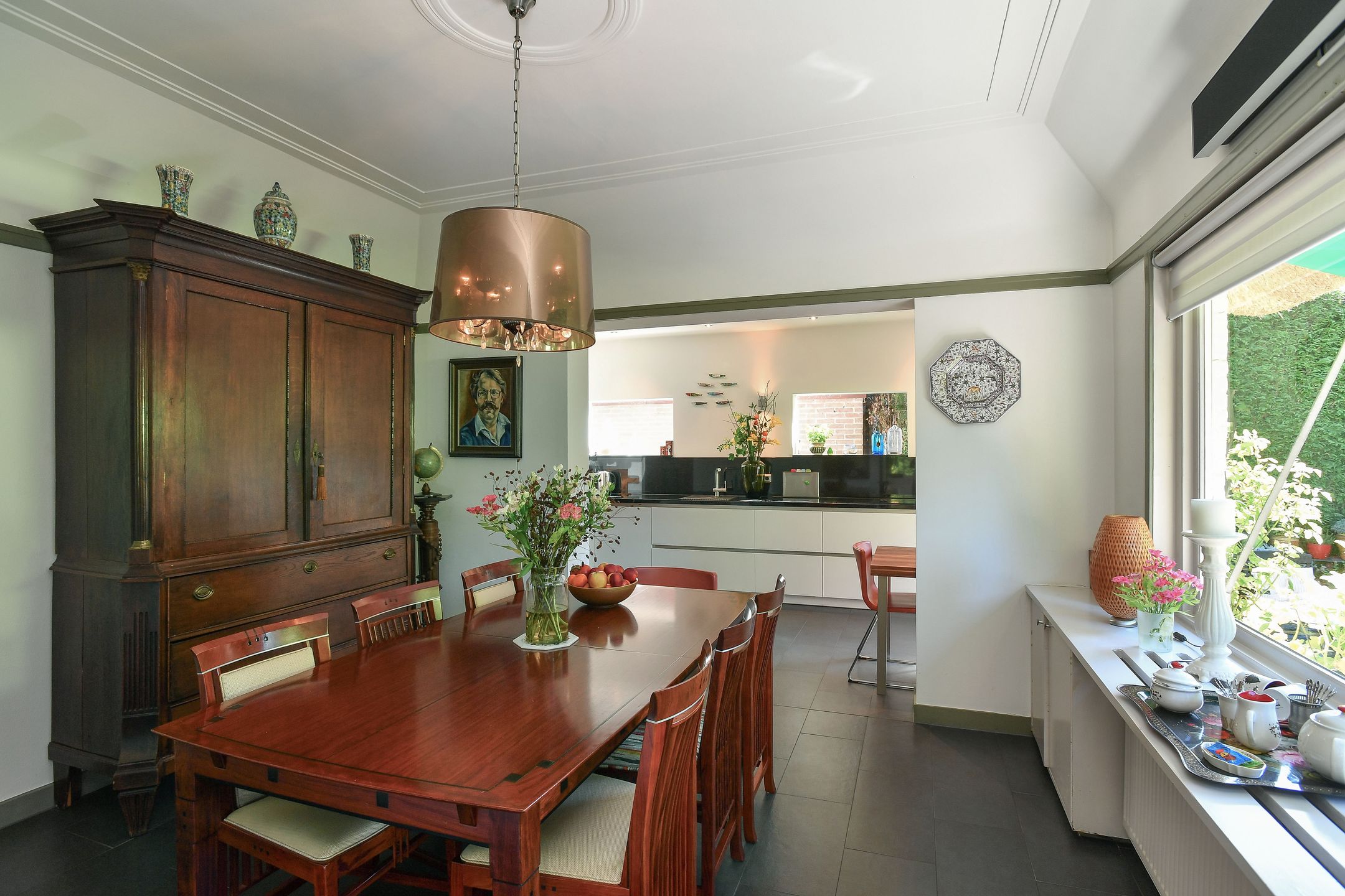 Photo 21 of Van Ruisdaelstraat 35
