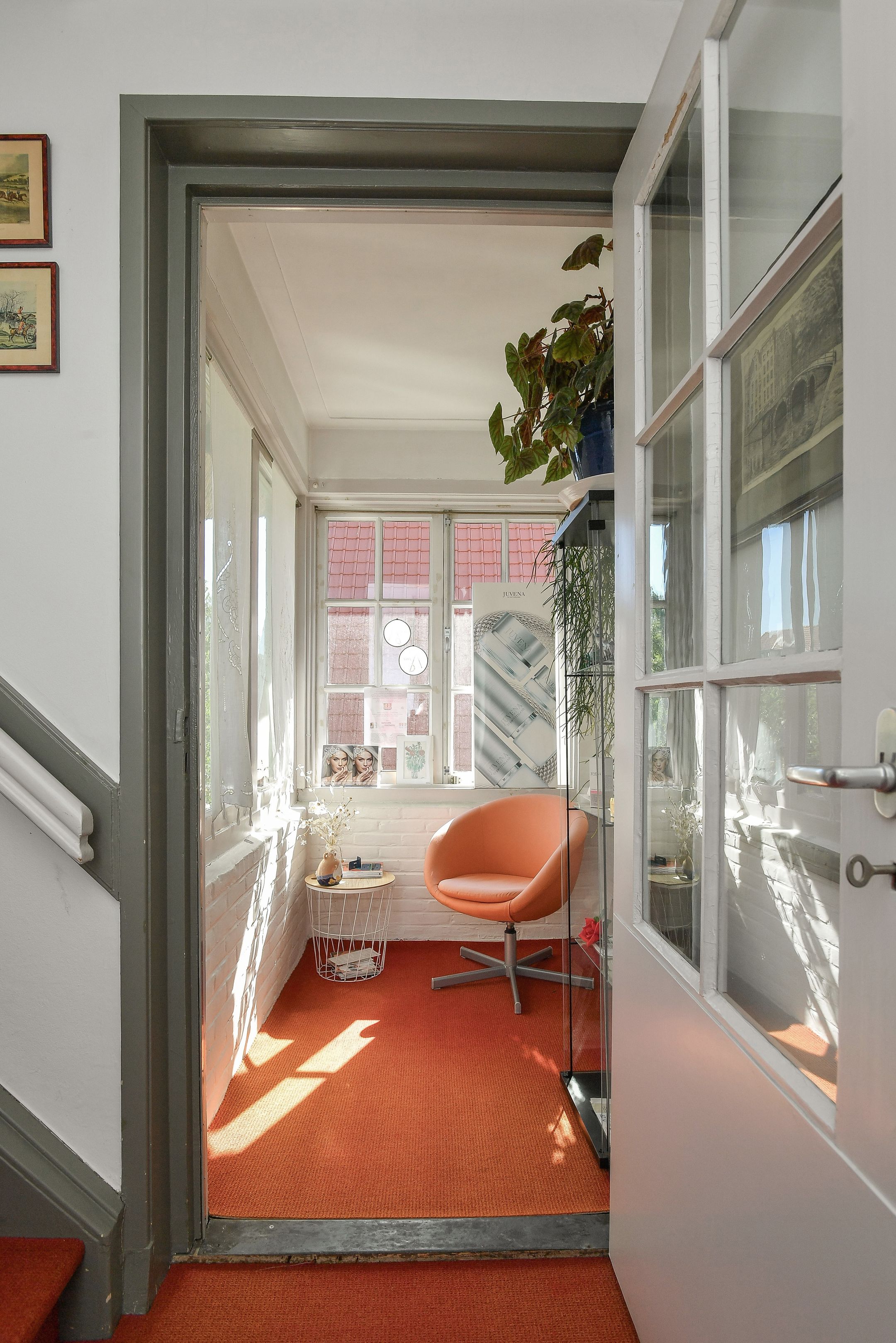 Photo 27 of Van Ruisdaelstraat 35
