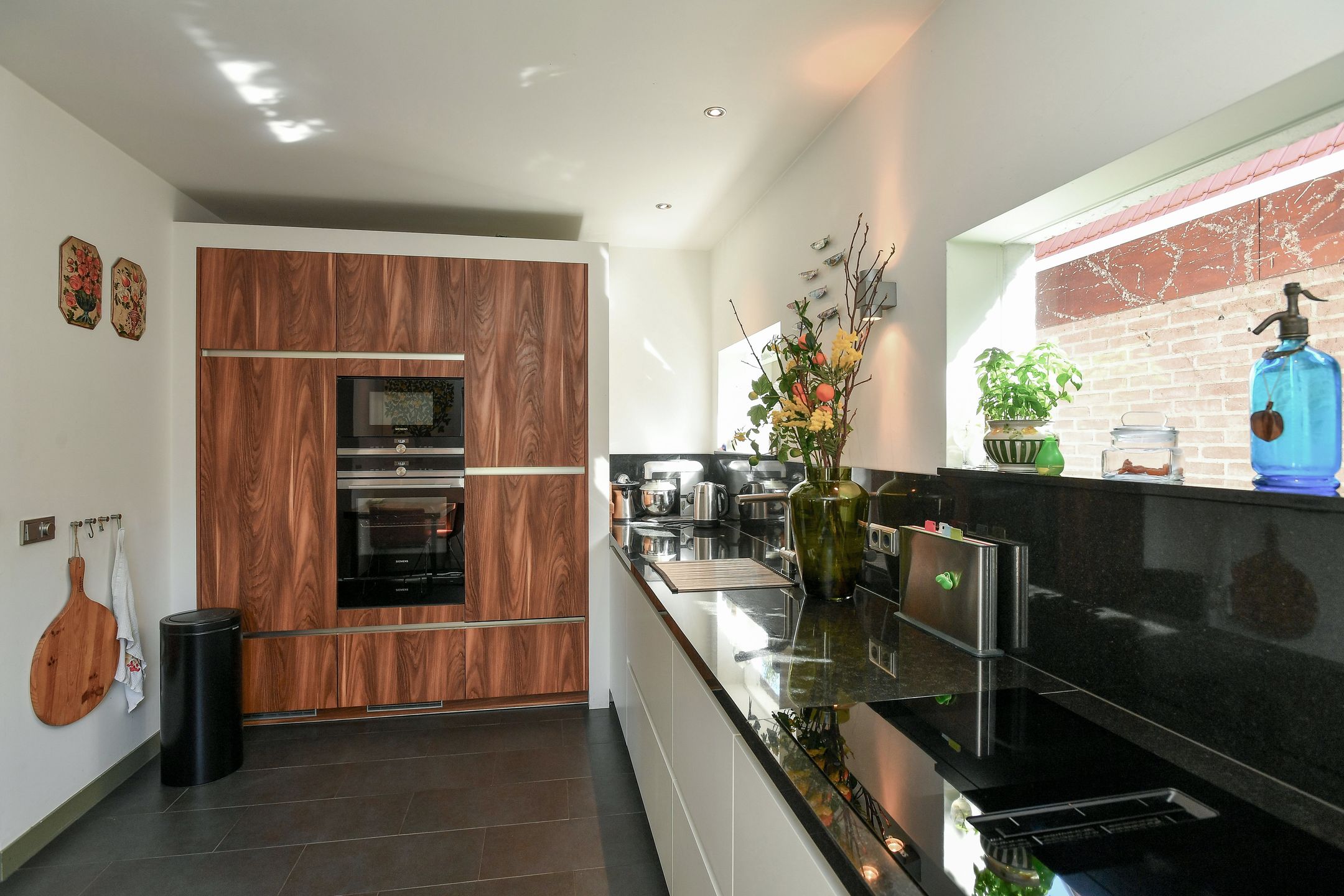Photo 24 of Van Ruisdaelstraat 35