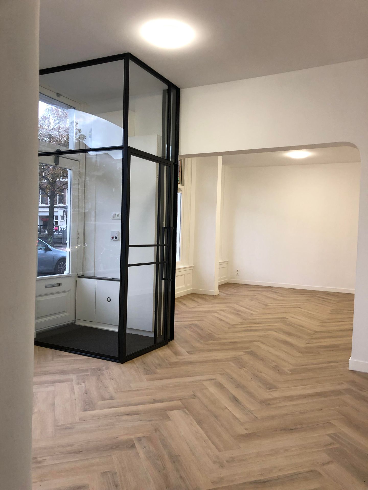 View photo 2 of Mauritskade 79