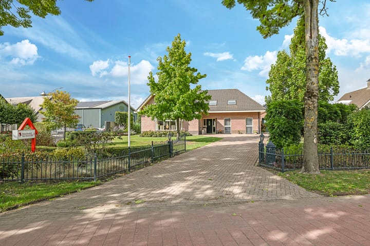 Vrijstaande woning te koop: Broekdijk 24, Kesteren