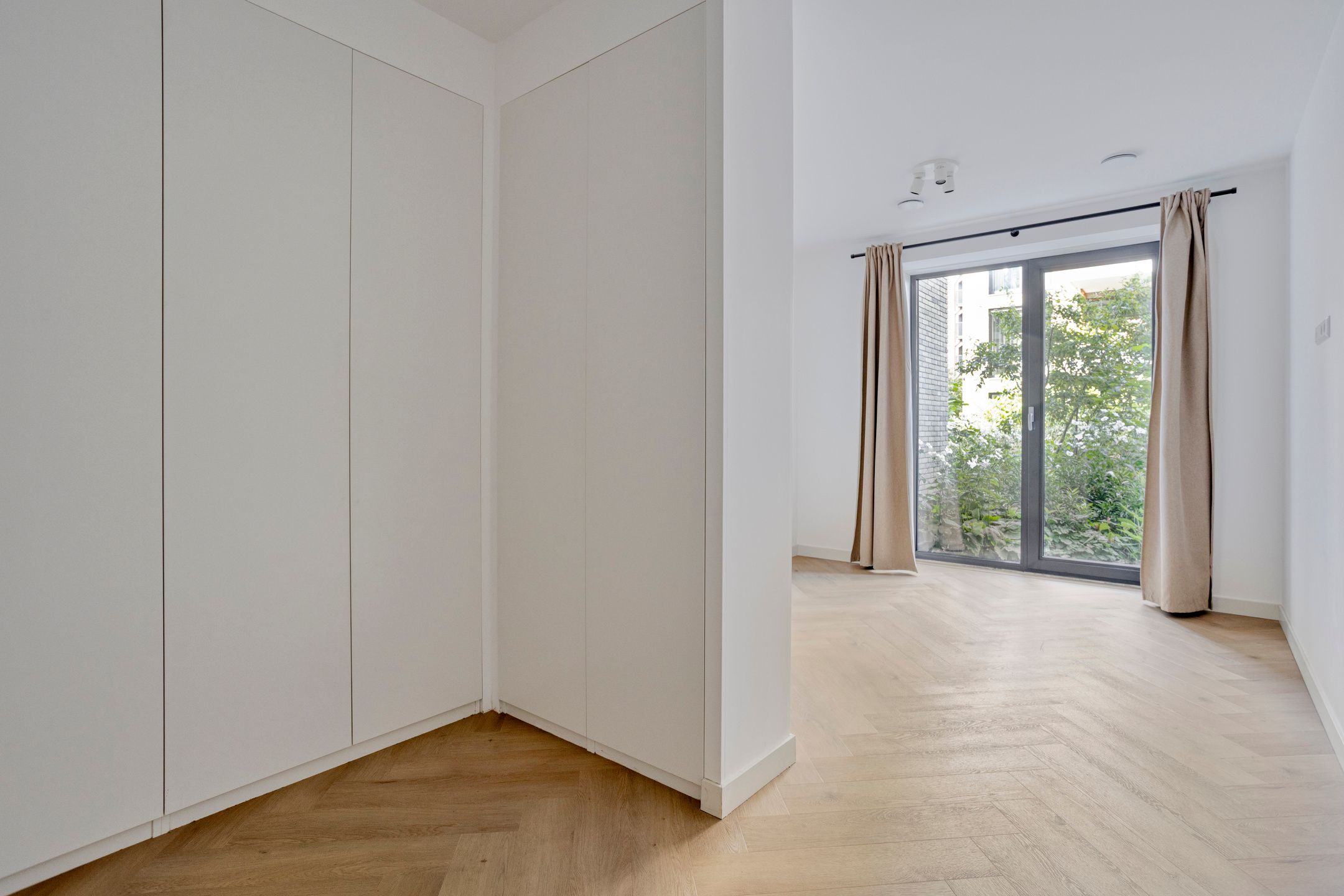 Photo 12 of Lorriestraat 48