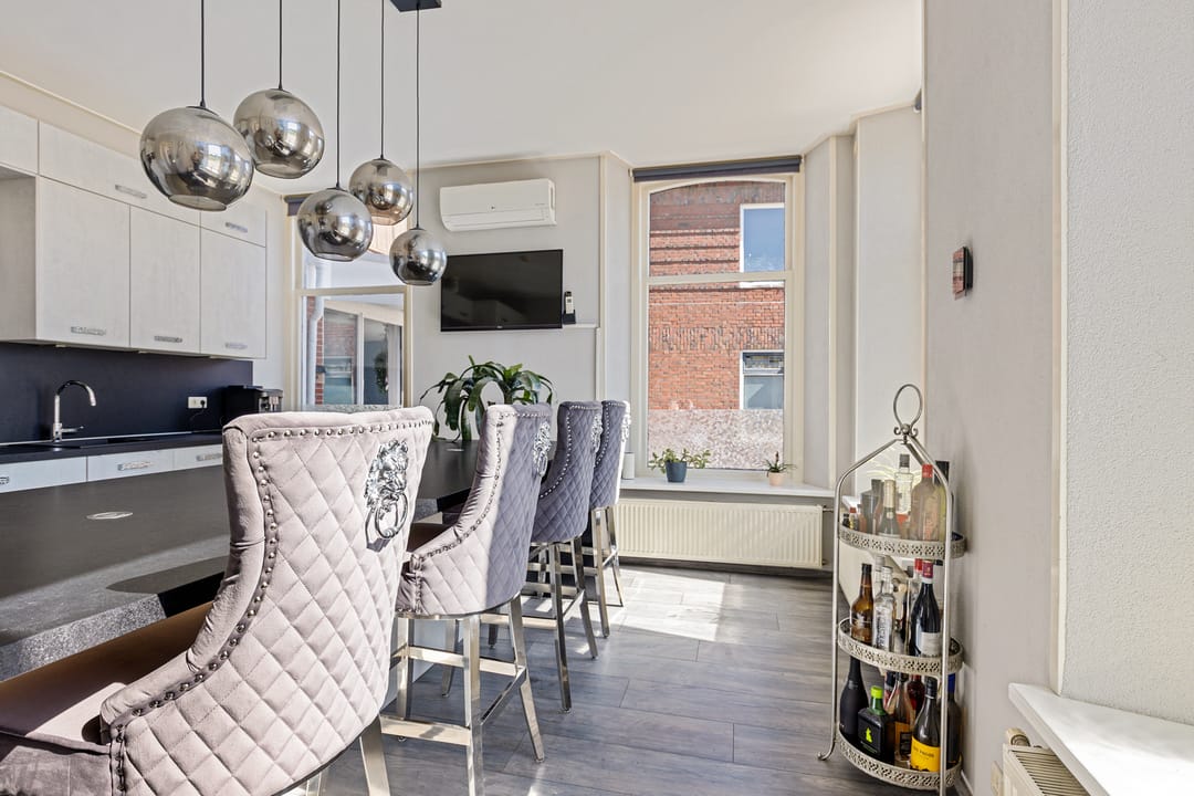 Photo 16 of Leeuwstraat 11