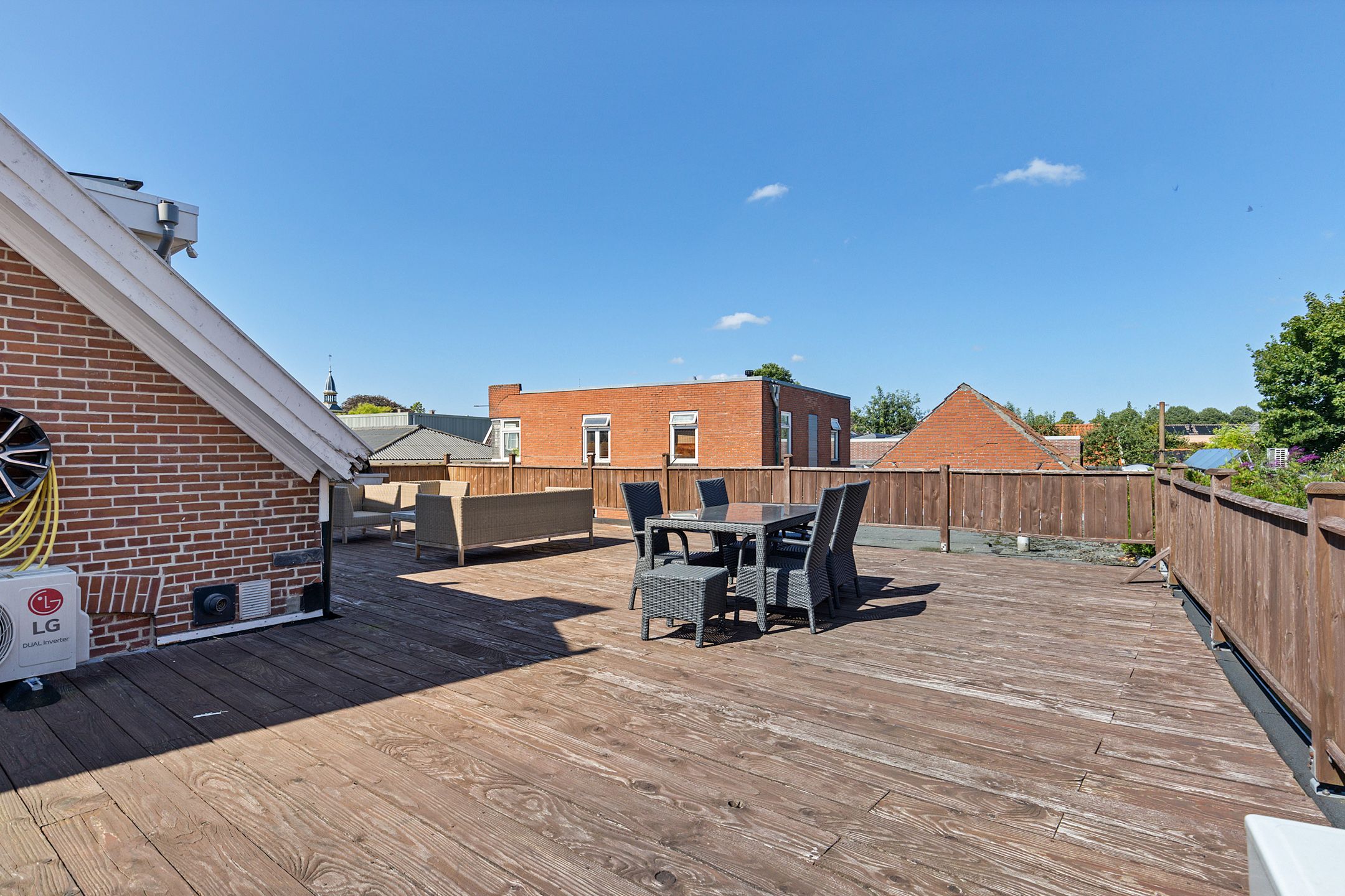 Photo 33 of Leeuwstraat 11