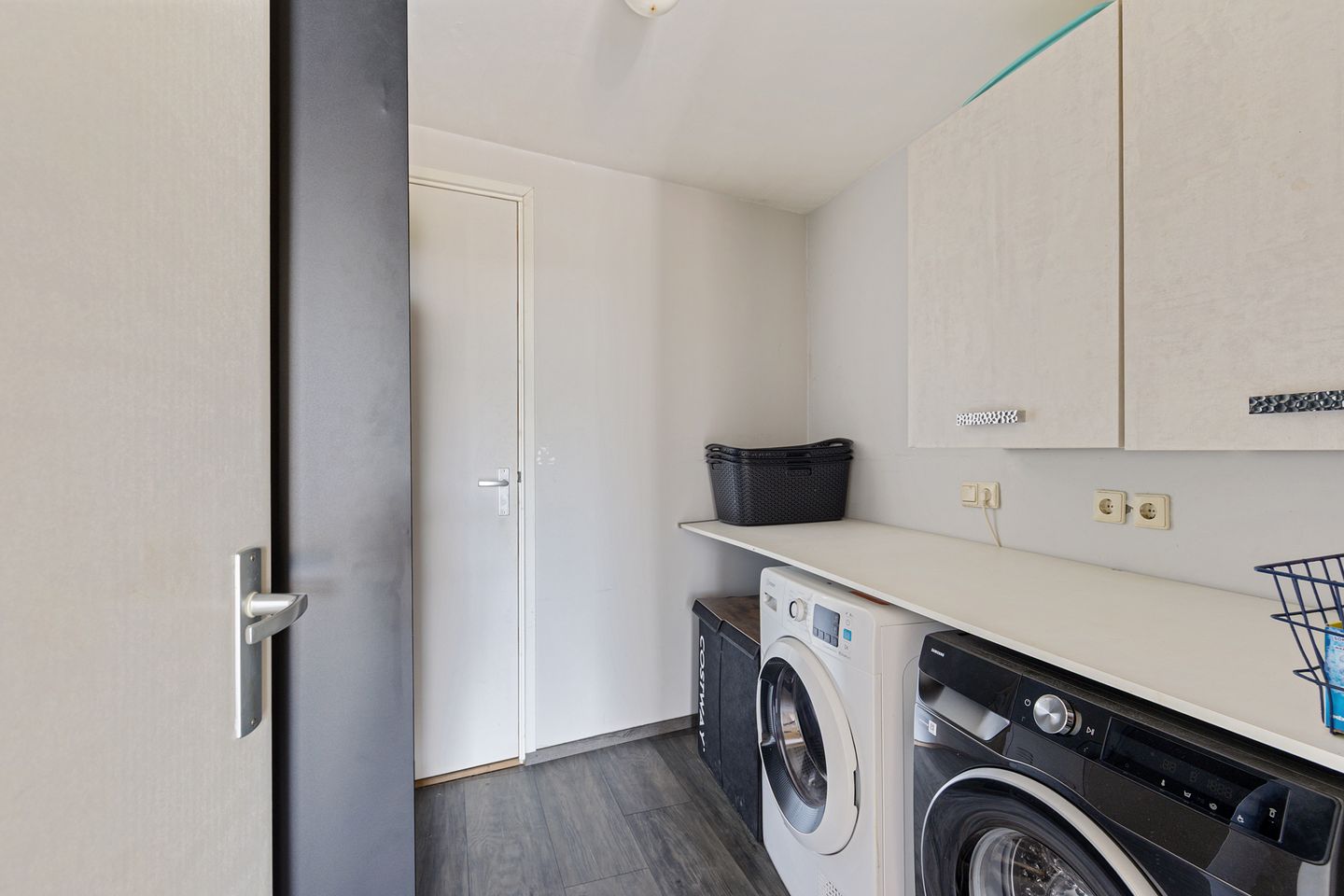 Photo 20 of Leeuwstraat 11