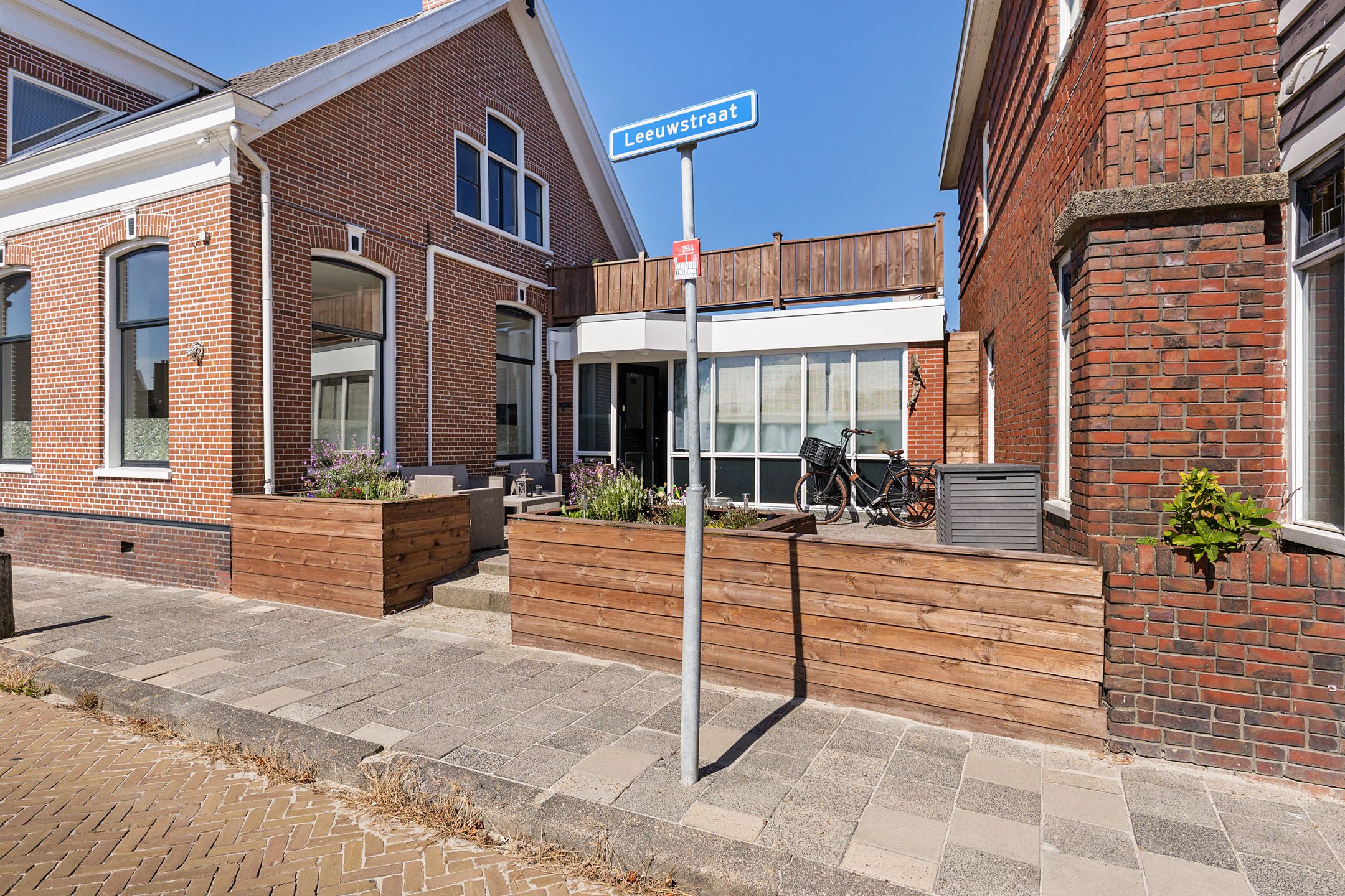 Photo 6 of Leeuwstraat 11