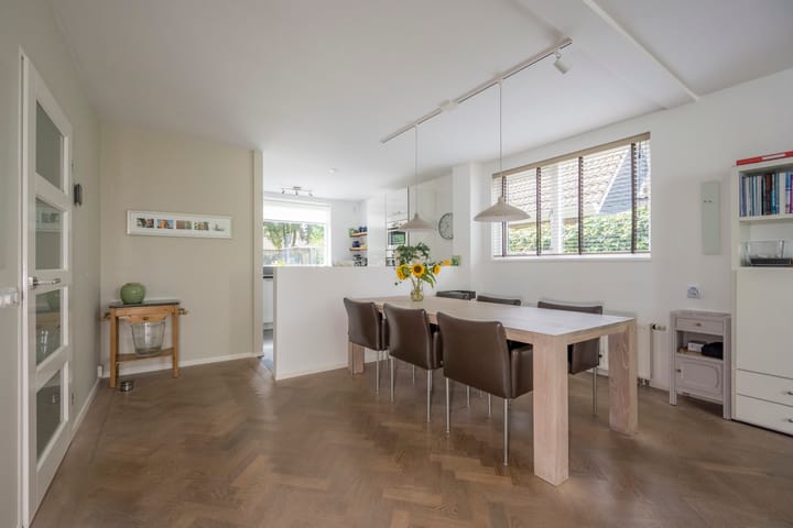 Vrijstaande woning te koop: Van Goghlaan 1, Nijkerk