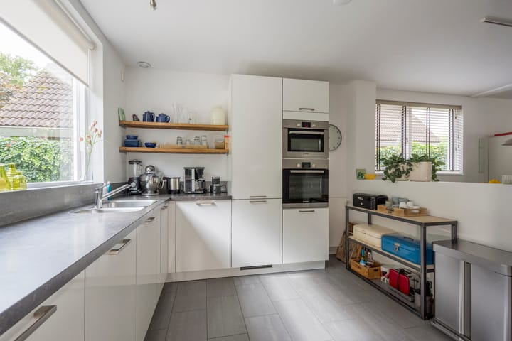Vrijstaande woning te koop: Van Goghlaan 1, Nijkerk