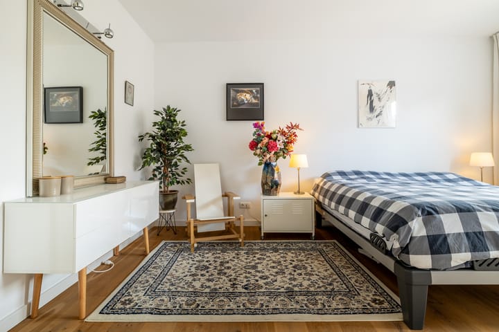 Tussenwoning te koop: Smits van Waesberghestraat 11, Breda