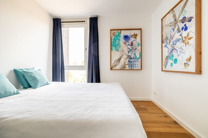 Tussenwoning te koop: Smits van Waesberghestraat 11, Breda