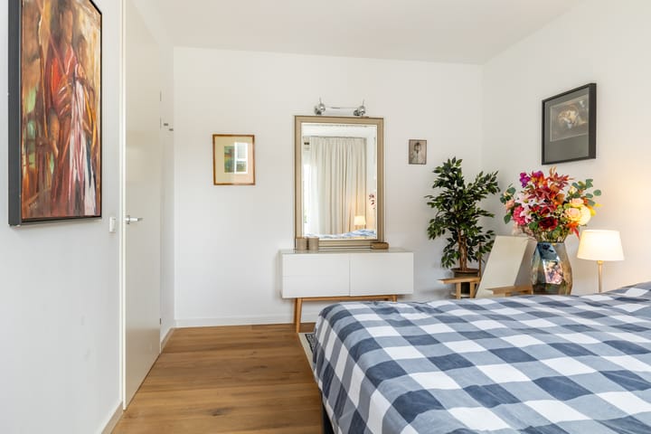 Tussenwoning te koop: Smits van Waesberghestraat 11, Breda