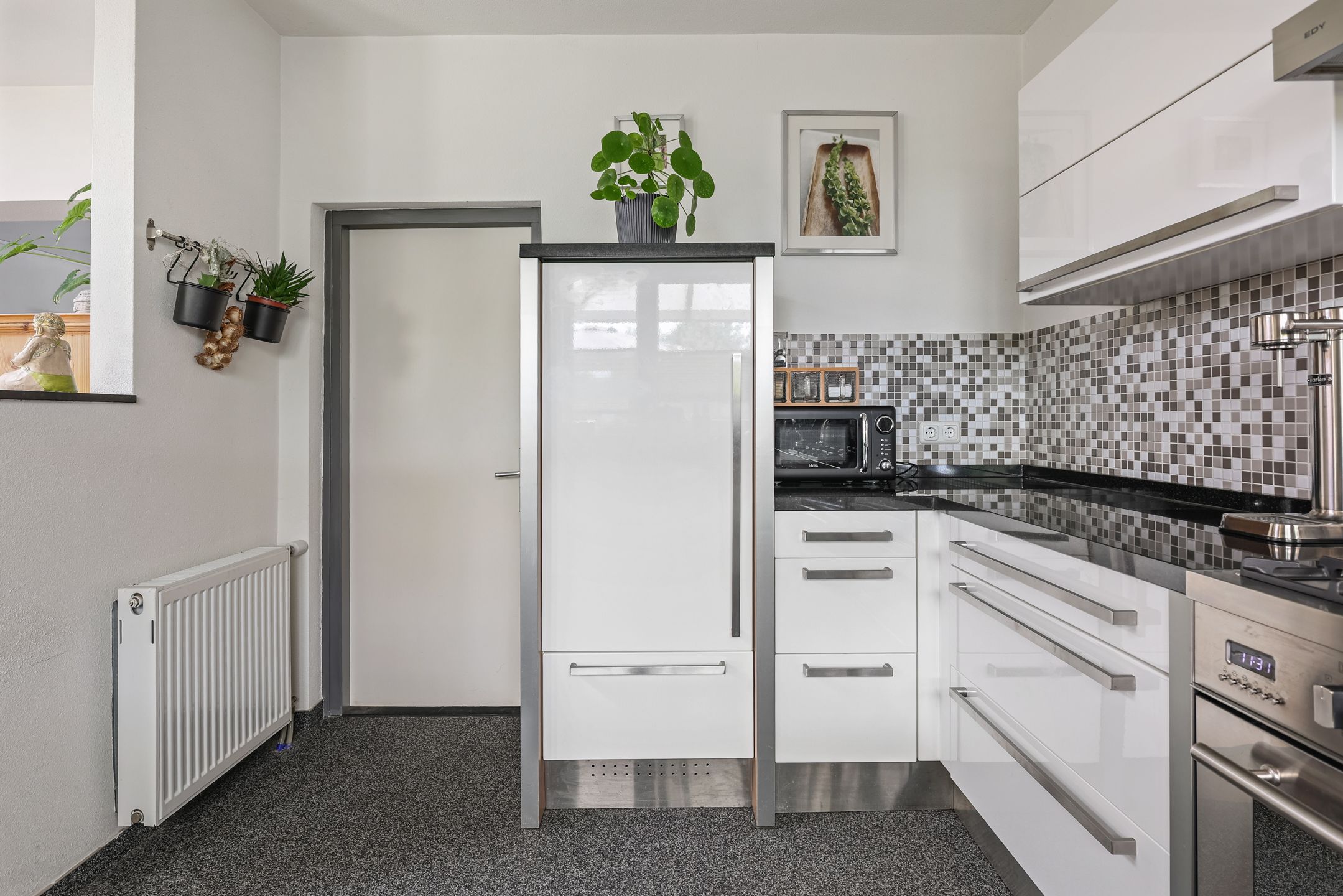 Photo 15 of Margrietstraat 65